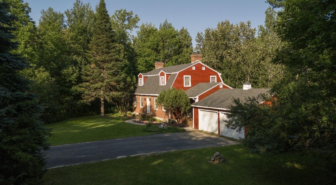 19 Alfreda Court Morrisonville NY 12962