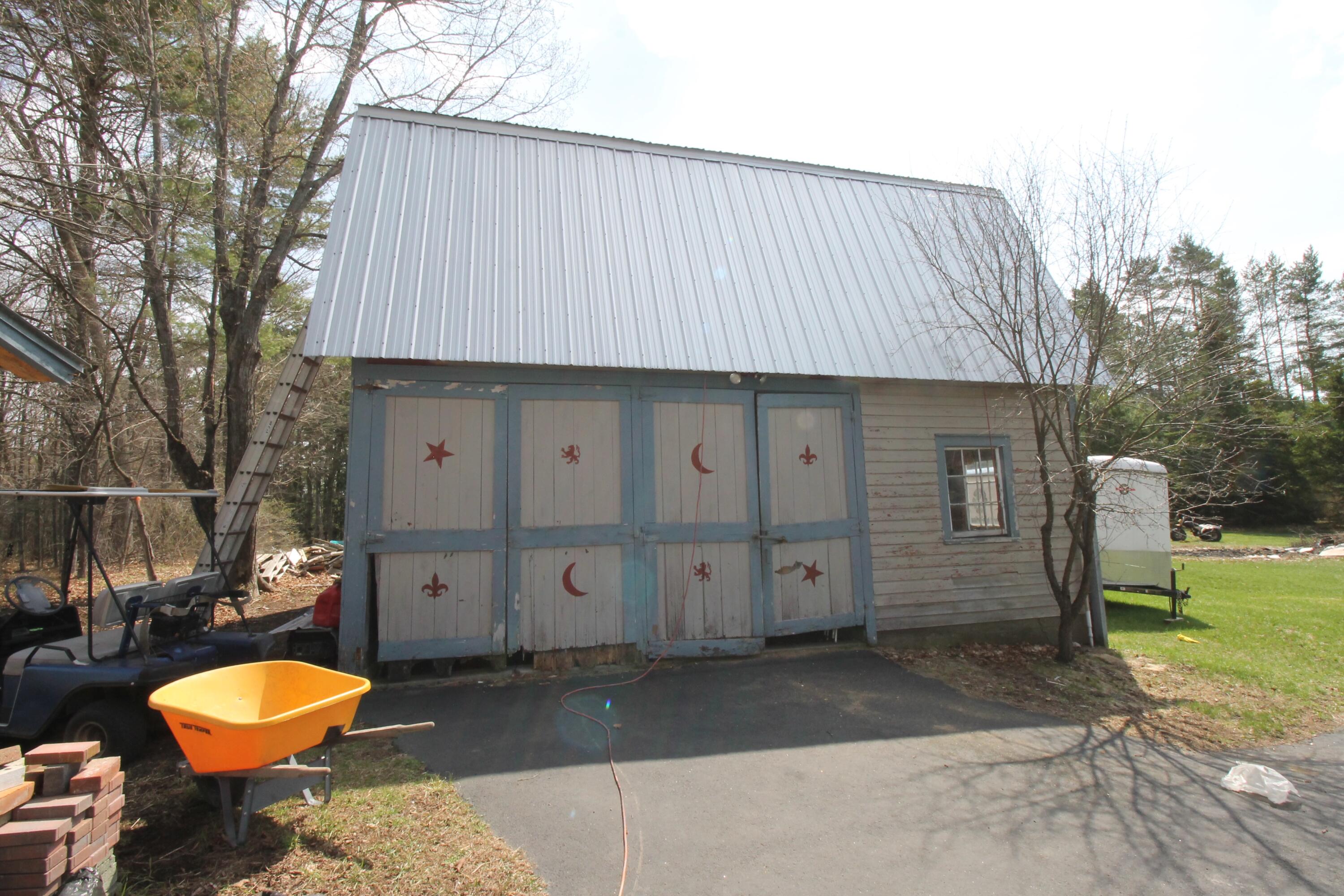 8586 U.s. 9 Lewis NY 12950
