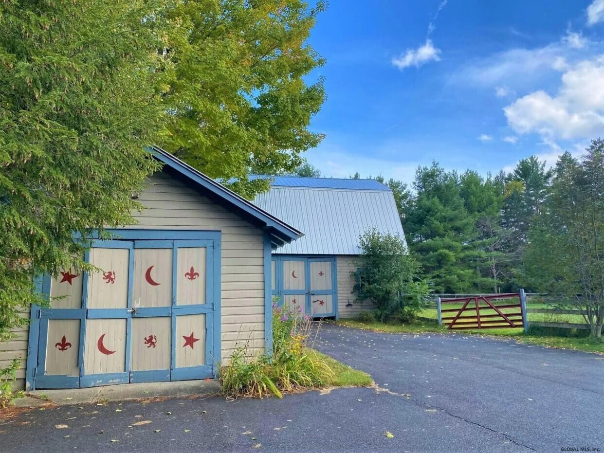 8586 U.s. 9 Lewis NY 12950