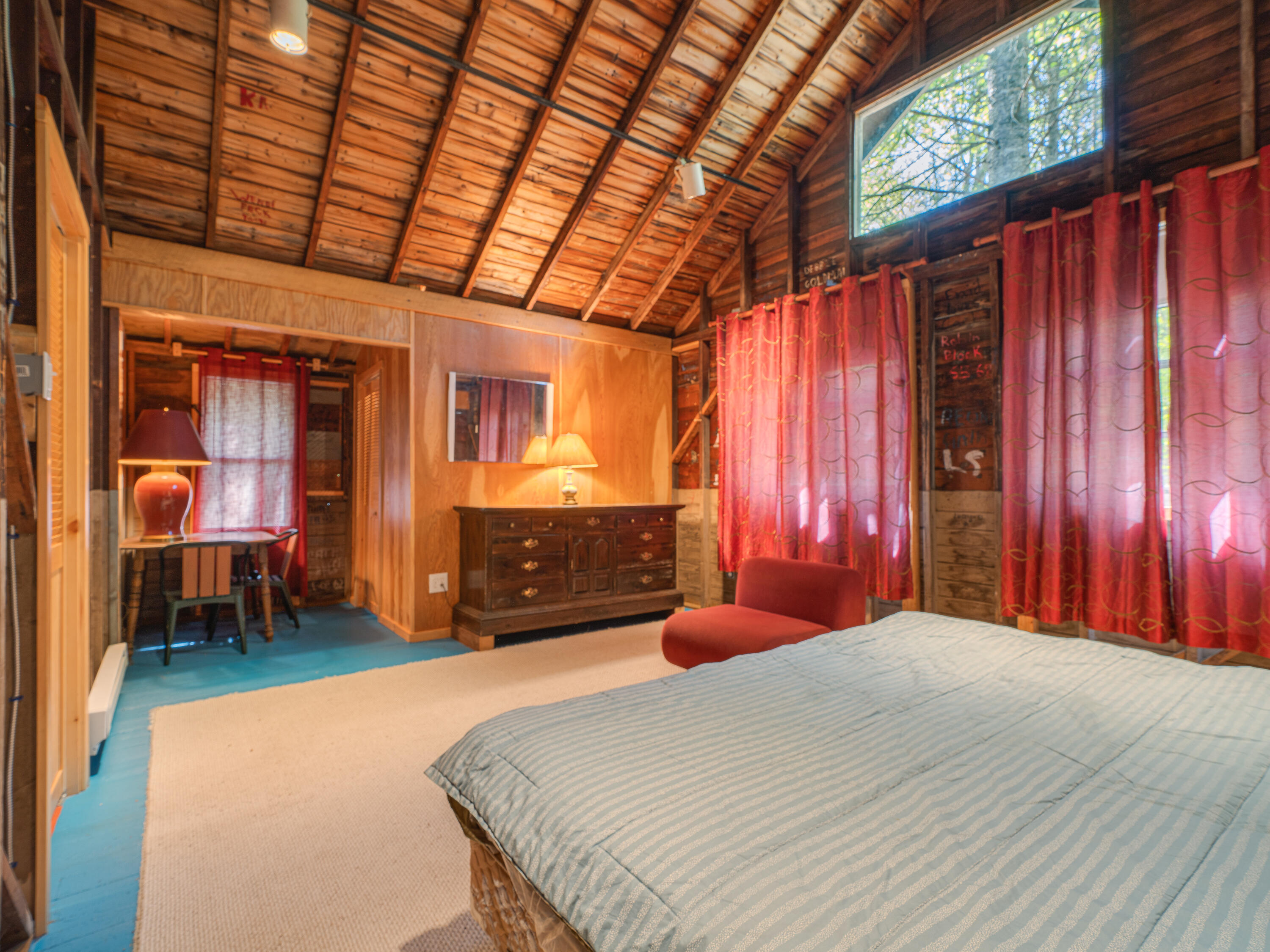 2401 North Point Road Long Lake NY 12847