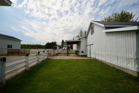 10 East Road Burke NY 12917