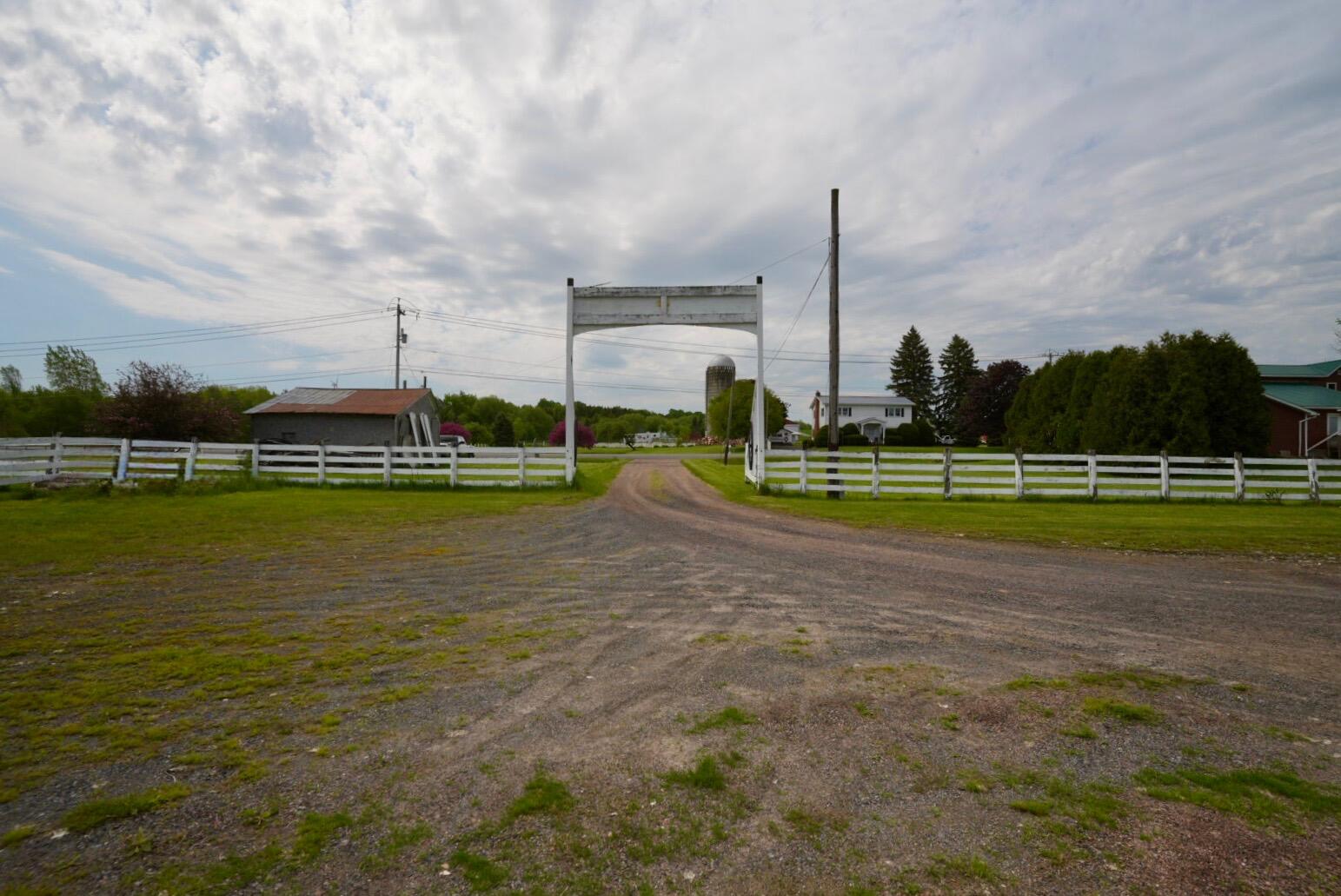 10 East Road Burke NY 12917