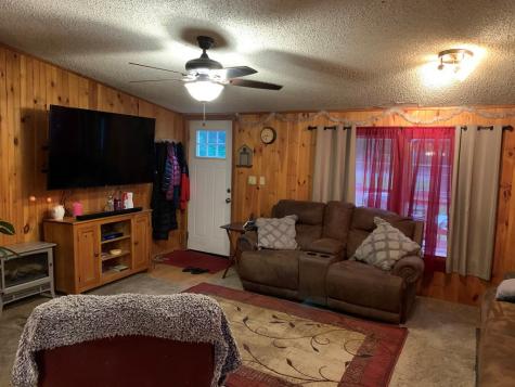 883 Clintonville Road Peru NY 12972
