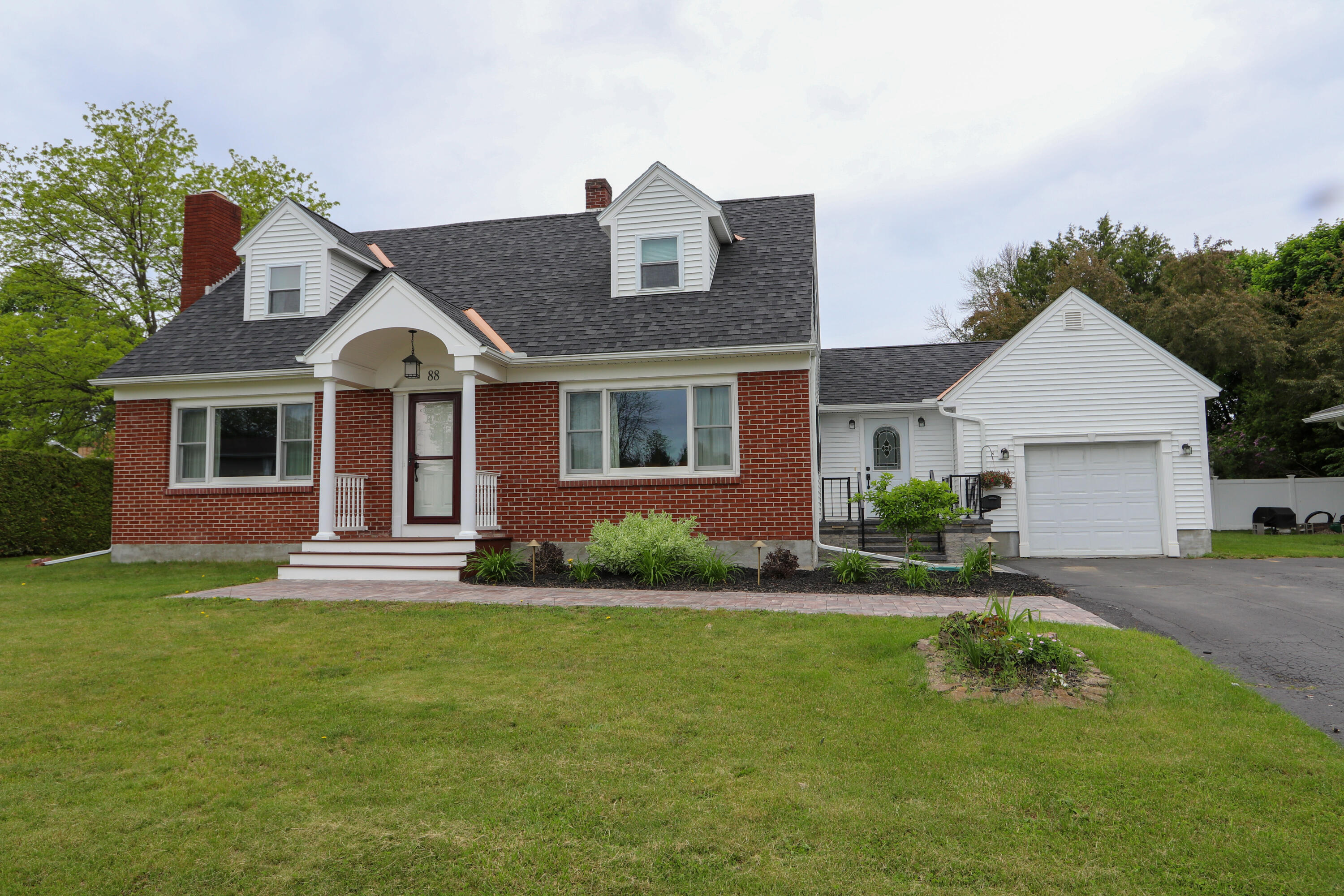 88 Park Avenue Plattsburgh NY 12901