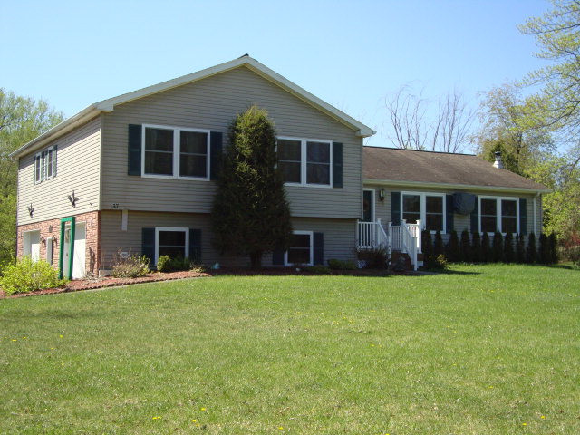 37 Bush Road Mooers Forks NY 12959