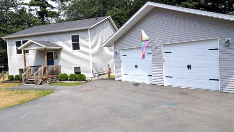 37 Plains Road Peru NY 12972