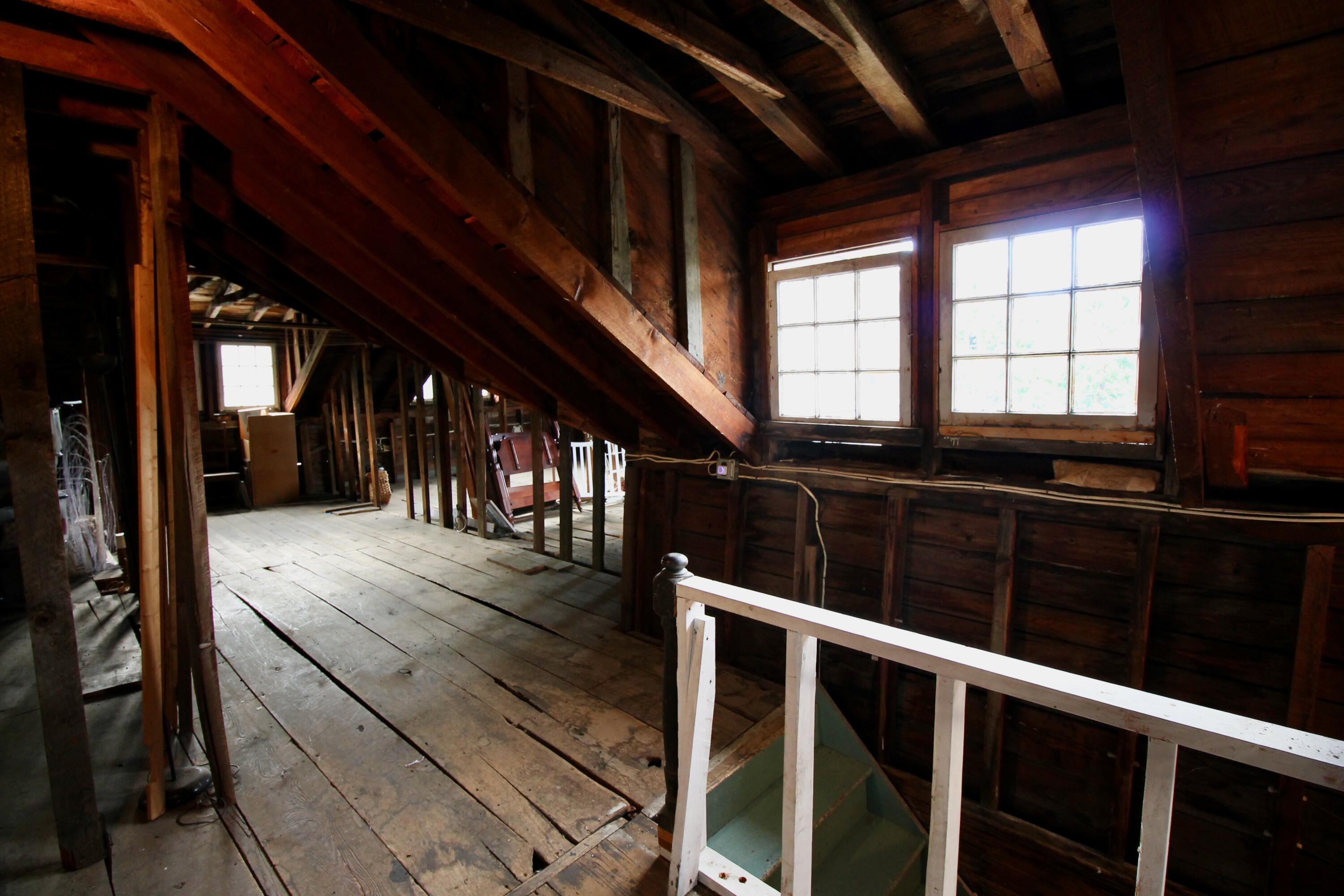 69 Old Arsenal Road Westport NY 12993