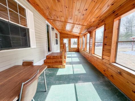 24 Mcdonald Road Mooers Forks NY 12959