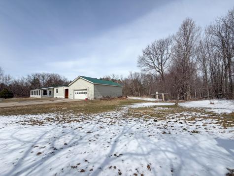 24 Mcdonald Road Mooers Forks NY 12959