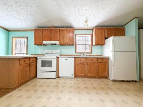 24 Mcdonald Road Mooers Forks NY 12959