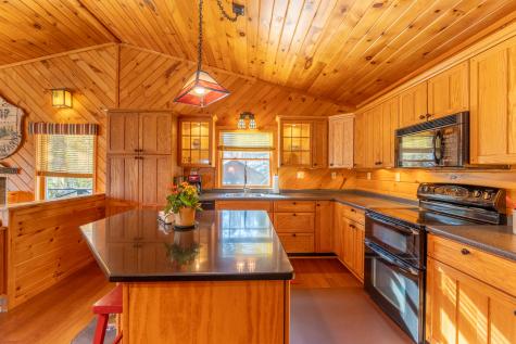 30 Bell Meadow Way Keene NY 12942