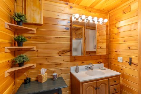 30 Bell Meadow Way Keene NY 12942