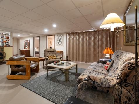285 Agnew Road Morrisonville NY 12962