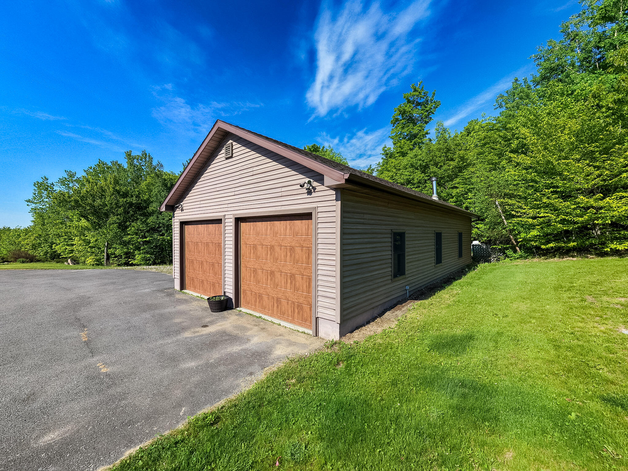 285 Agnew Road Morrisonville NY 12962