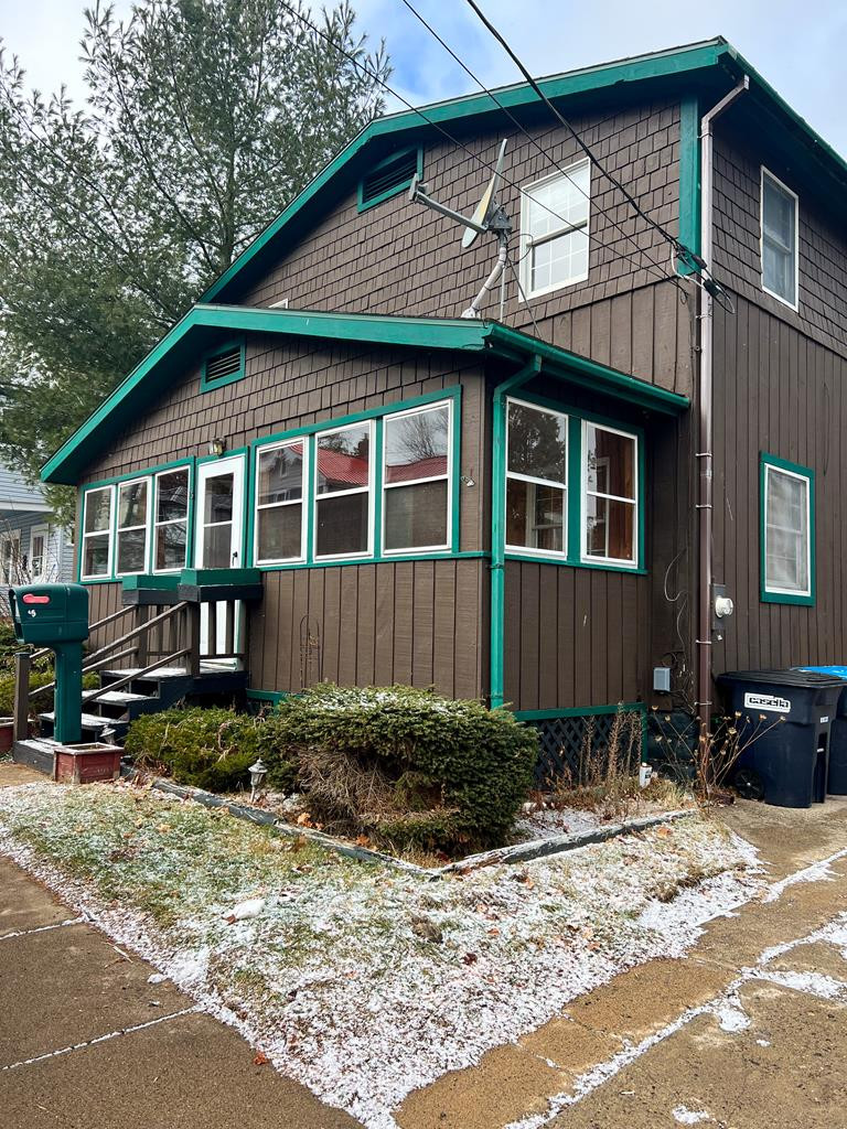 15 Mcclelland Street Saranac Lake NY 12983