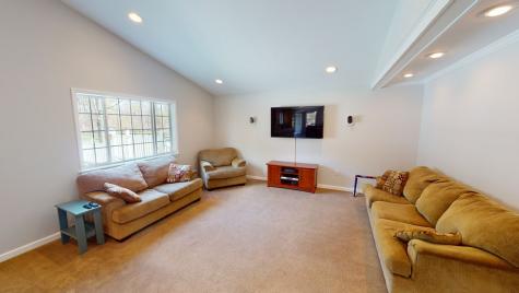 10 Rounds Drive Peru NY 12972