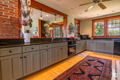 56 Albee Lane Essex NY 12936