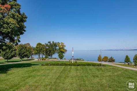 56 Albee Lane Essex NY 12936