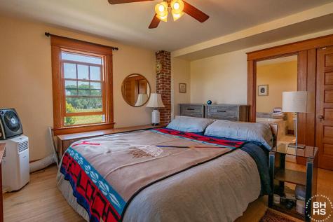 56 Albee Lane Essex NY 12936