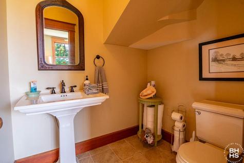 56 Albee Lane Essex NY 12936