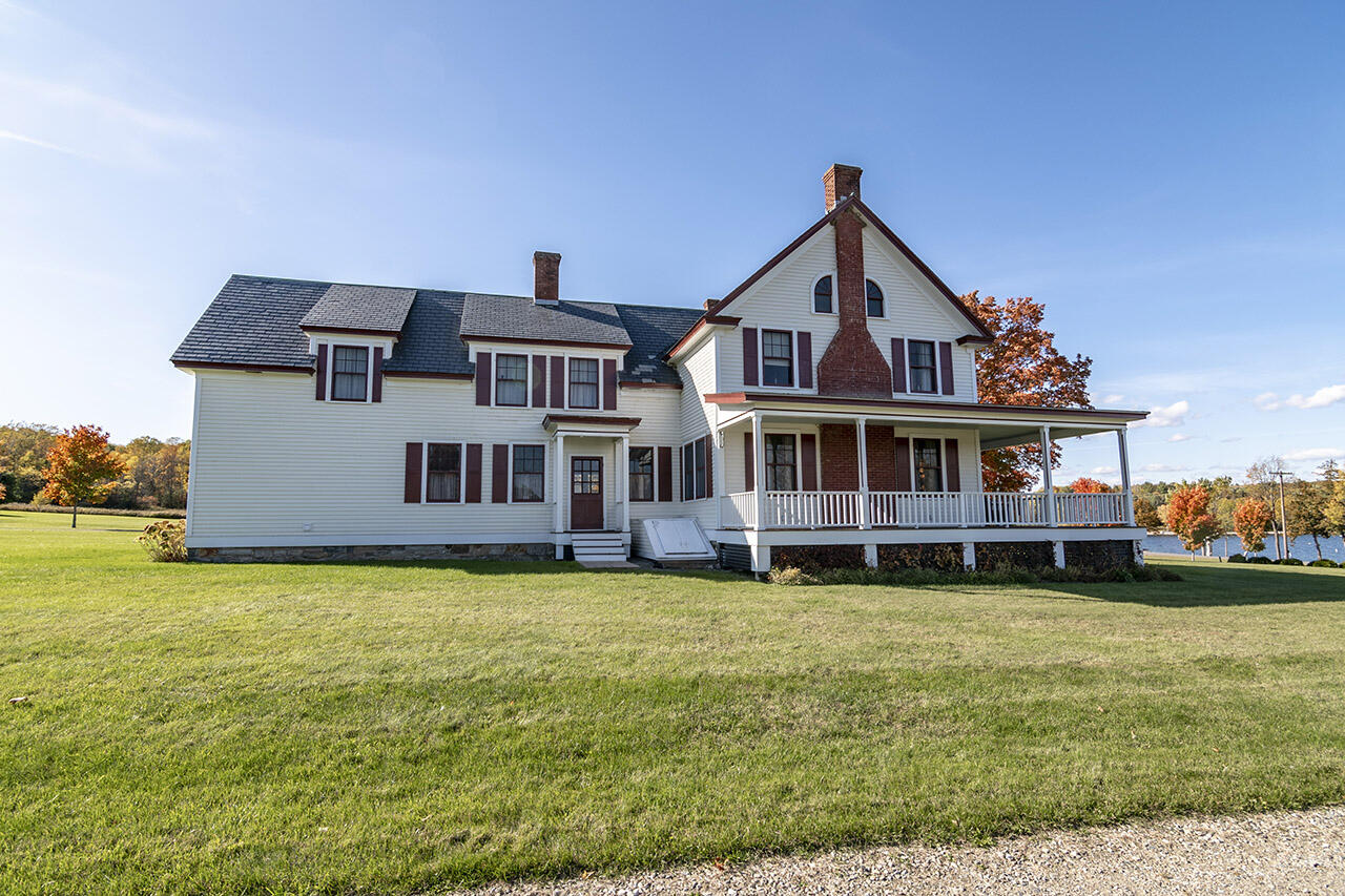 56 Albee Lane Essex NY 12936