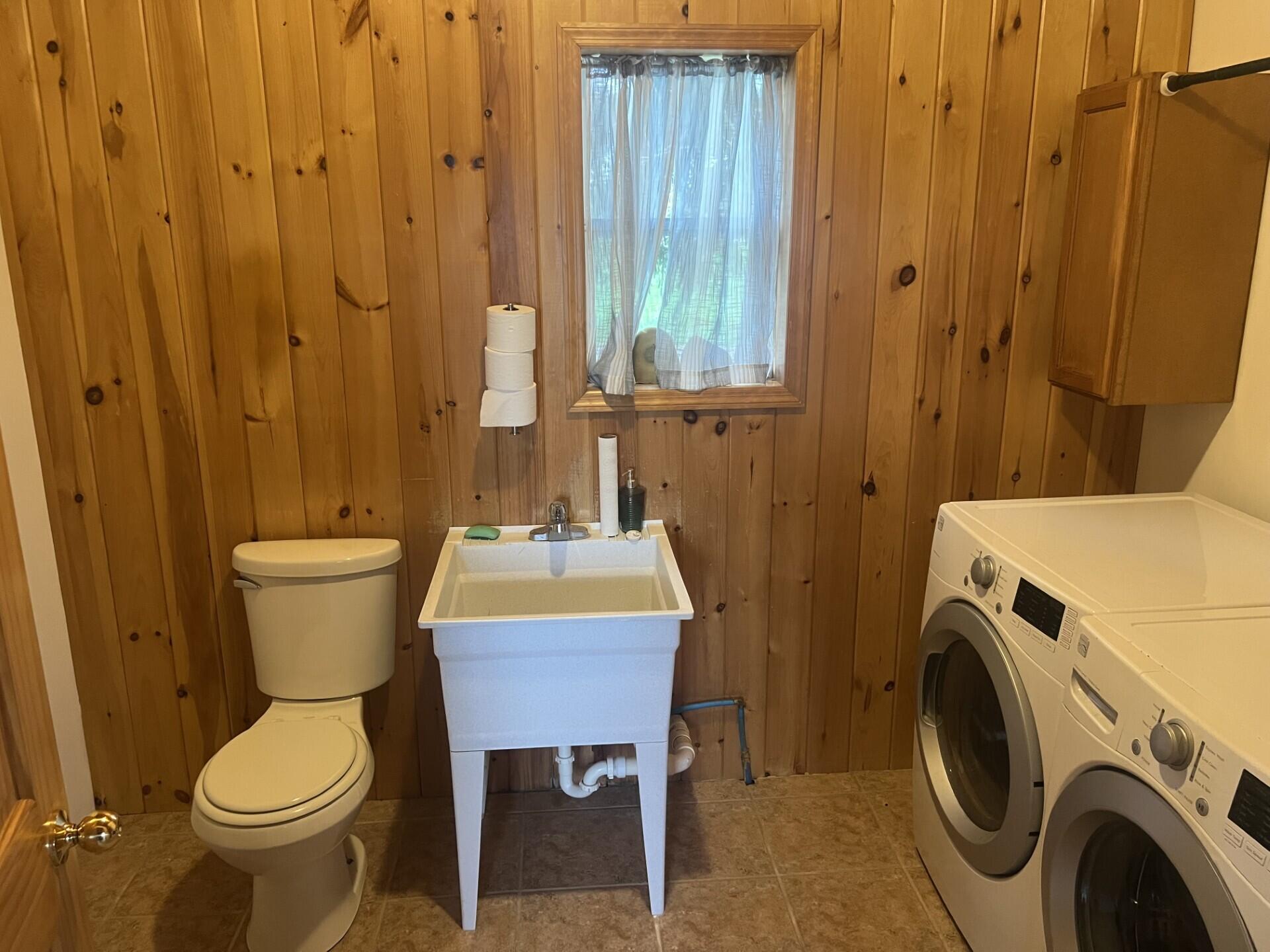 3246 New York 11b Malone NY 12953
