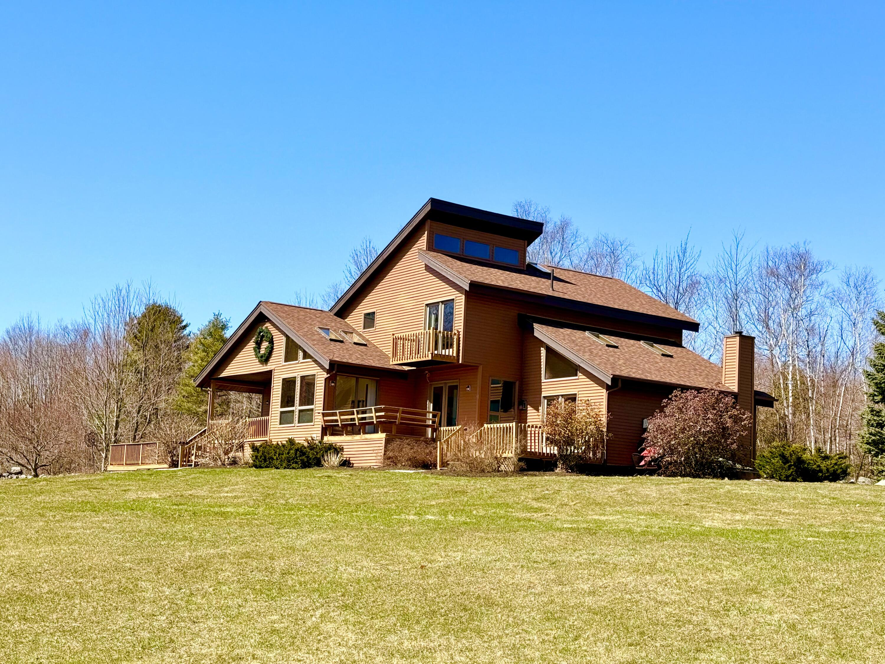 47 Spring Run Morrisonville NY 12962