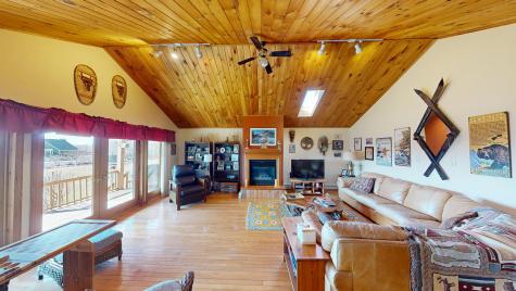 47 Spring Run Morrisonville NY 12962