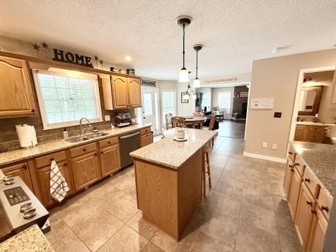 1 Timberline Drive Morrisonville NY 12962