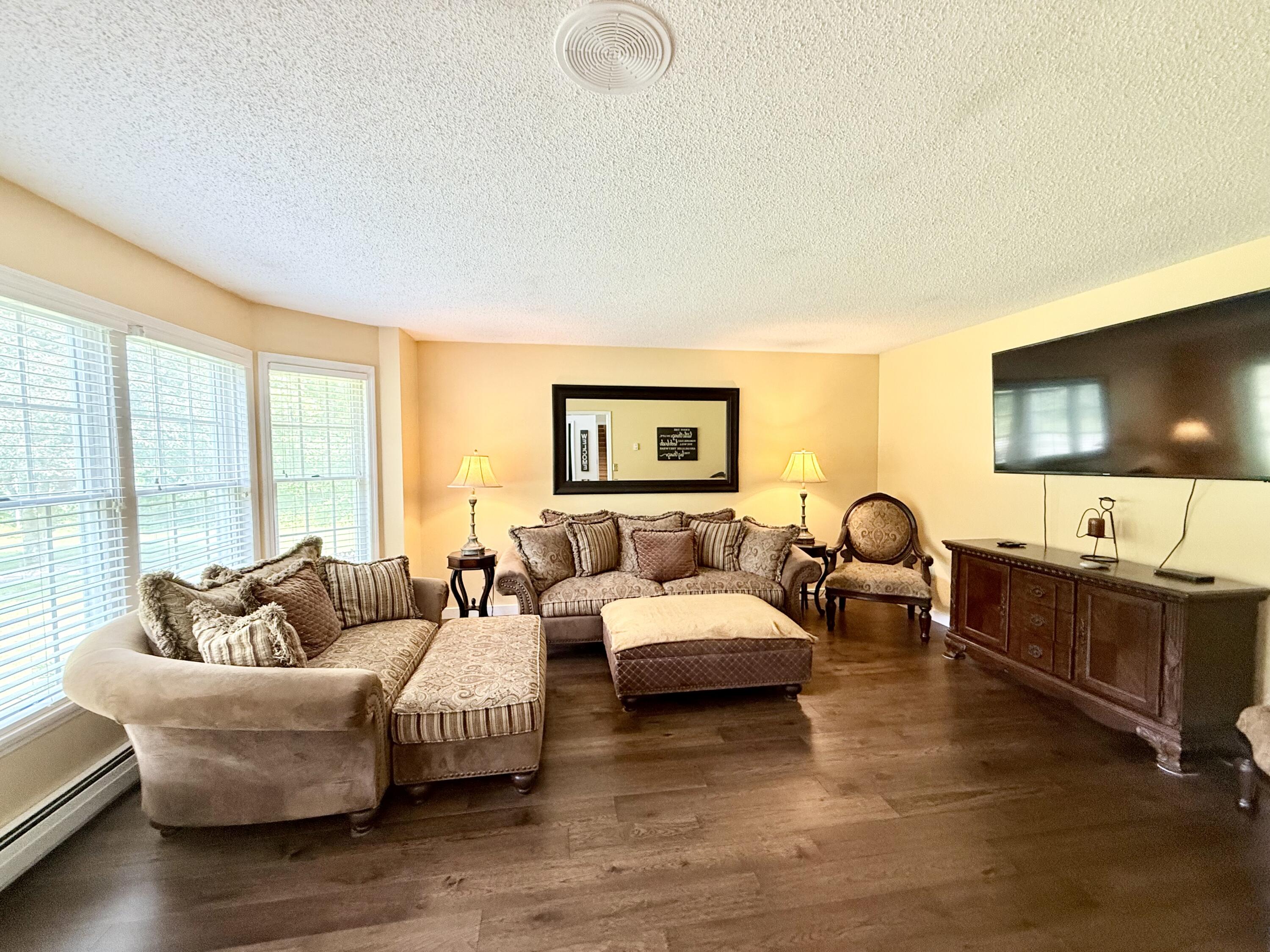 1 Timberline Drive Morrisonville NY 12962