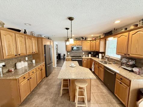 1 Timberline Drive Morrisonville NY 12962