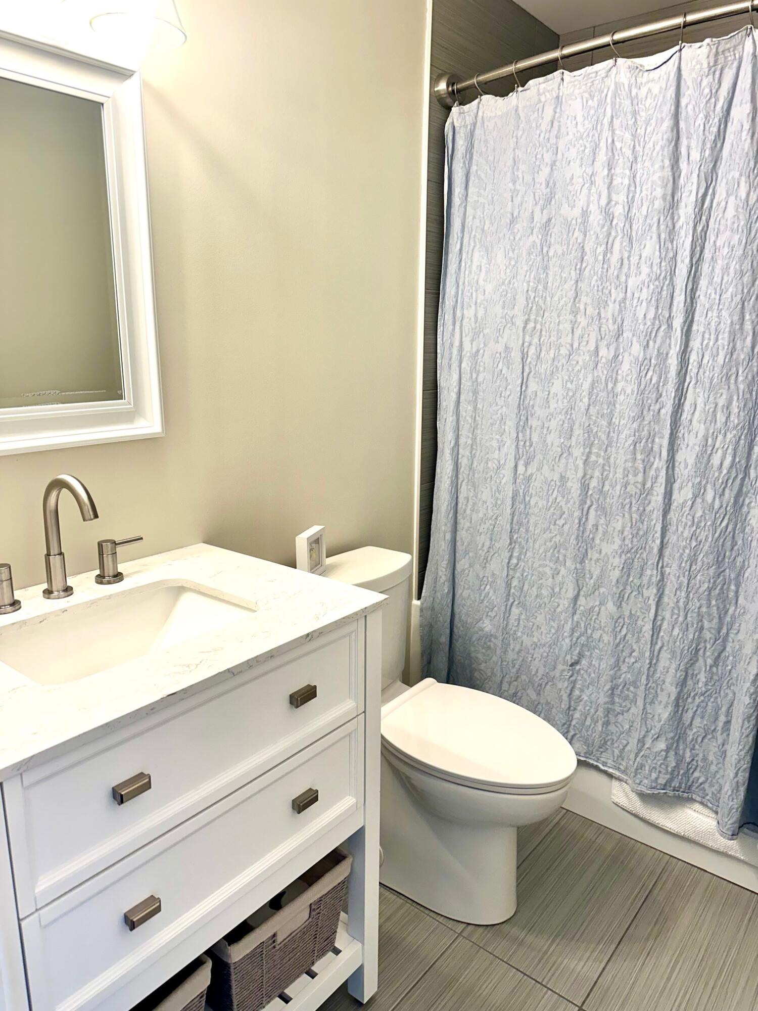 8 Lennox Way Plattsburgh NY 12901