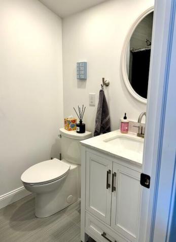 8 Lennox Way Plattsburgh NY 12901
