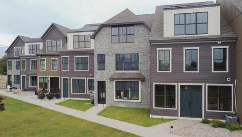 8 Lennox Way Plattsburgh NY 12901