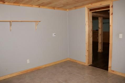 9 Oakdale Drive Peru NY 12972