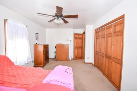 24 Meadowvale Road Plattsburgh NY 12901