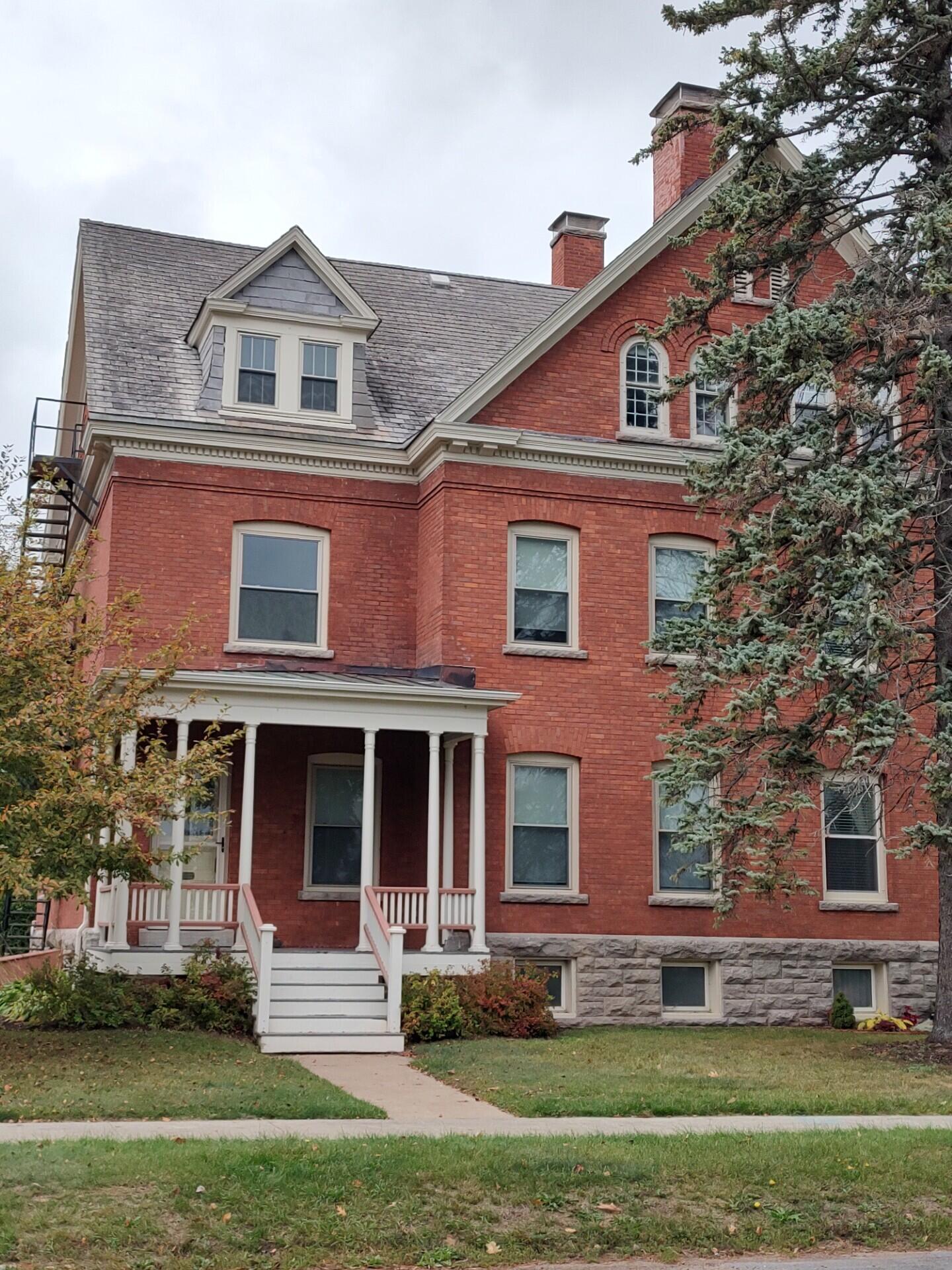 134 U.s. Oval Plattsburgh NY 12903