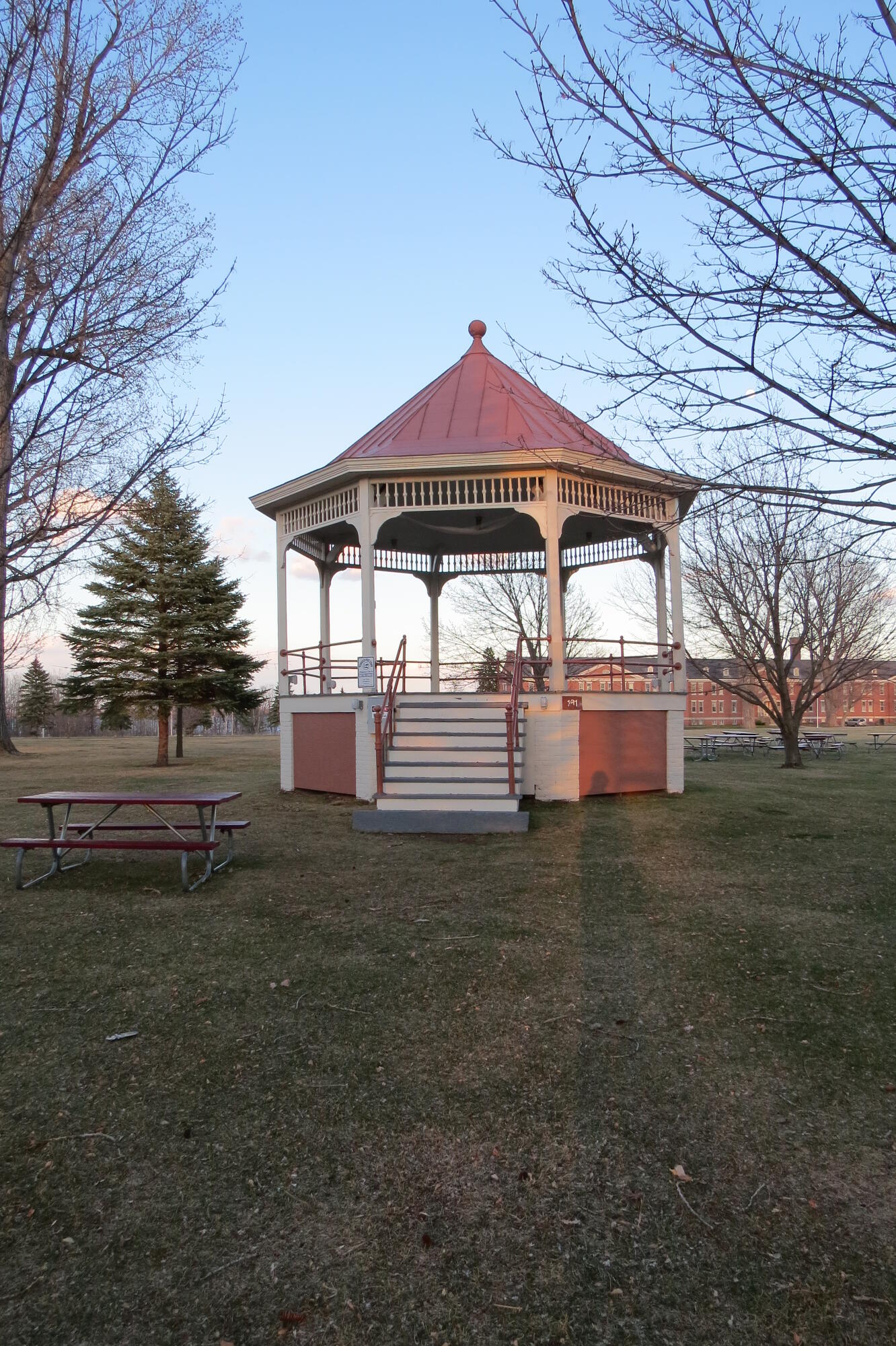 134 U.s. Oval Plattsburgh NY 12903