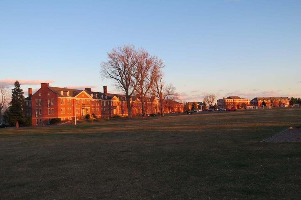 134 U.s. Oval Plattsburgh NY 12903