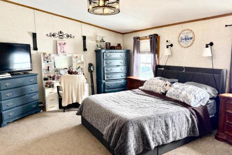 16 Gonyea Road Altona NY 12910