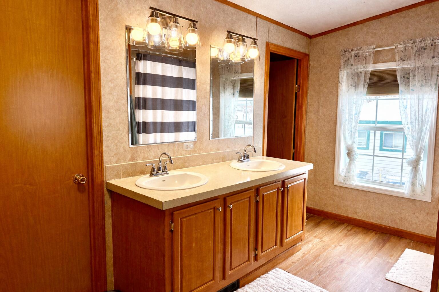 16 Gonyea Road Altona NY 12910