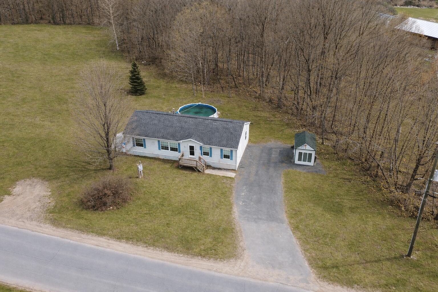 16 Gonyea Road Altona NY 12910