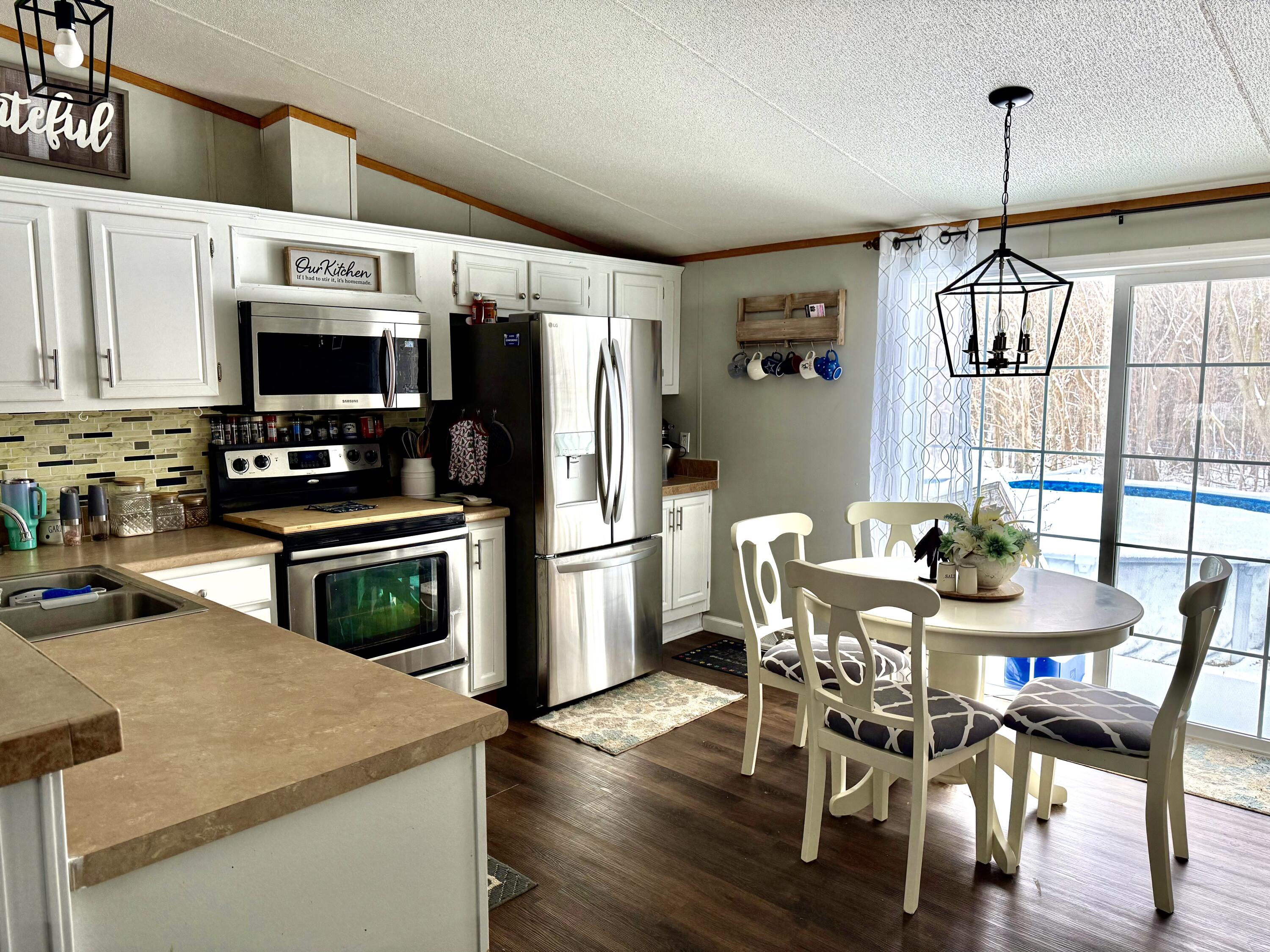 16 Gonyea Road Altona NY 12910