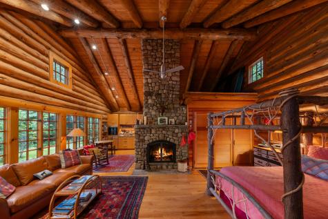 12 George & Bliss Lane Lake Placid NY 12946