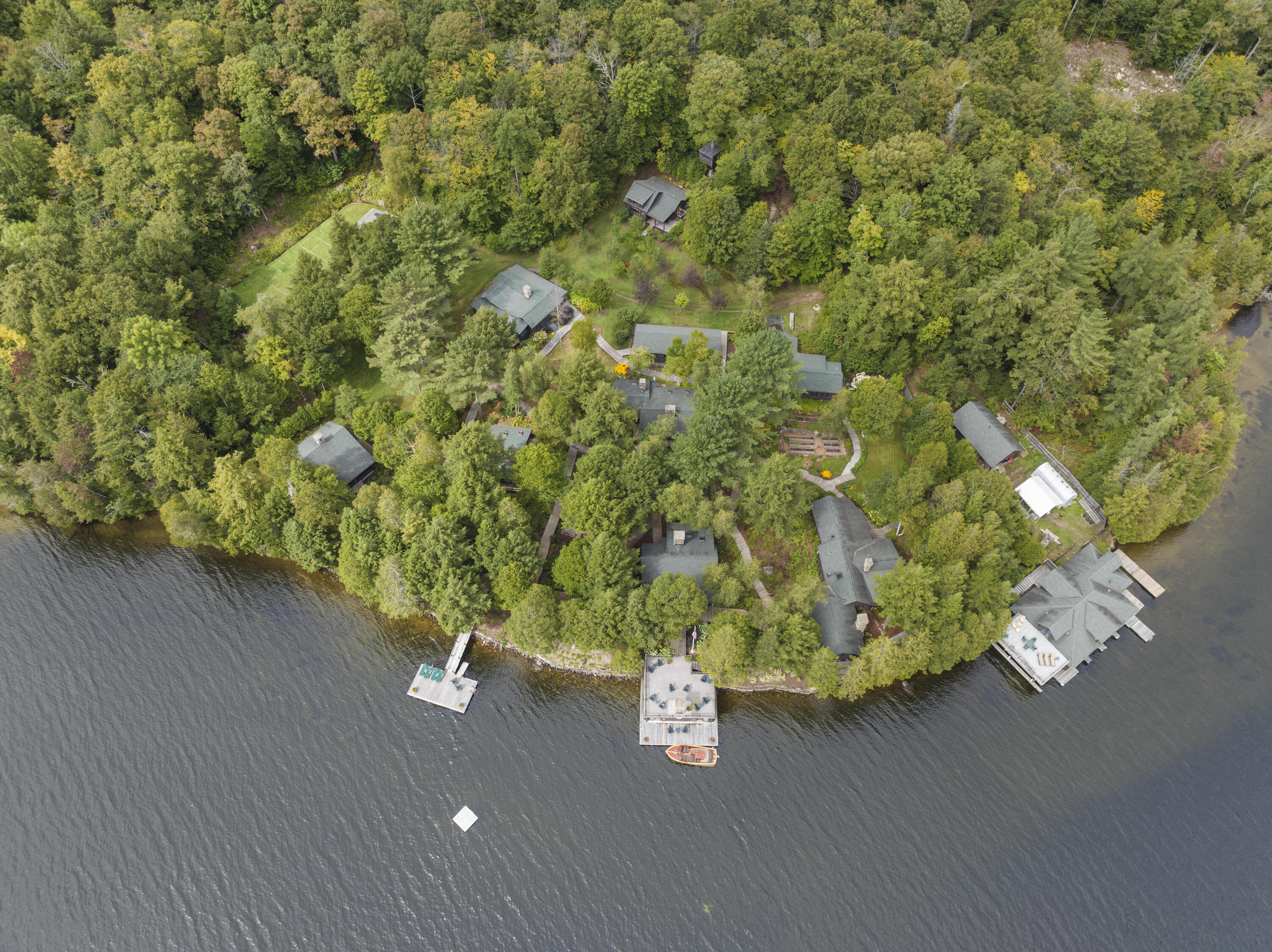 12 George & Bliss Lane Lake Placid NY 12946