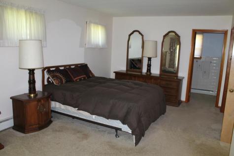 89 Oak Street Champlain NY 12919