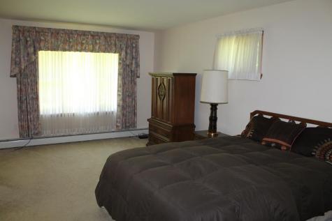 89 Oak Street Champlain NY 12919