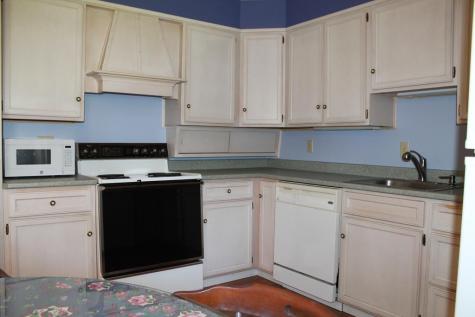 89 Oak Street Champlain NY 12919