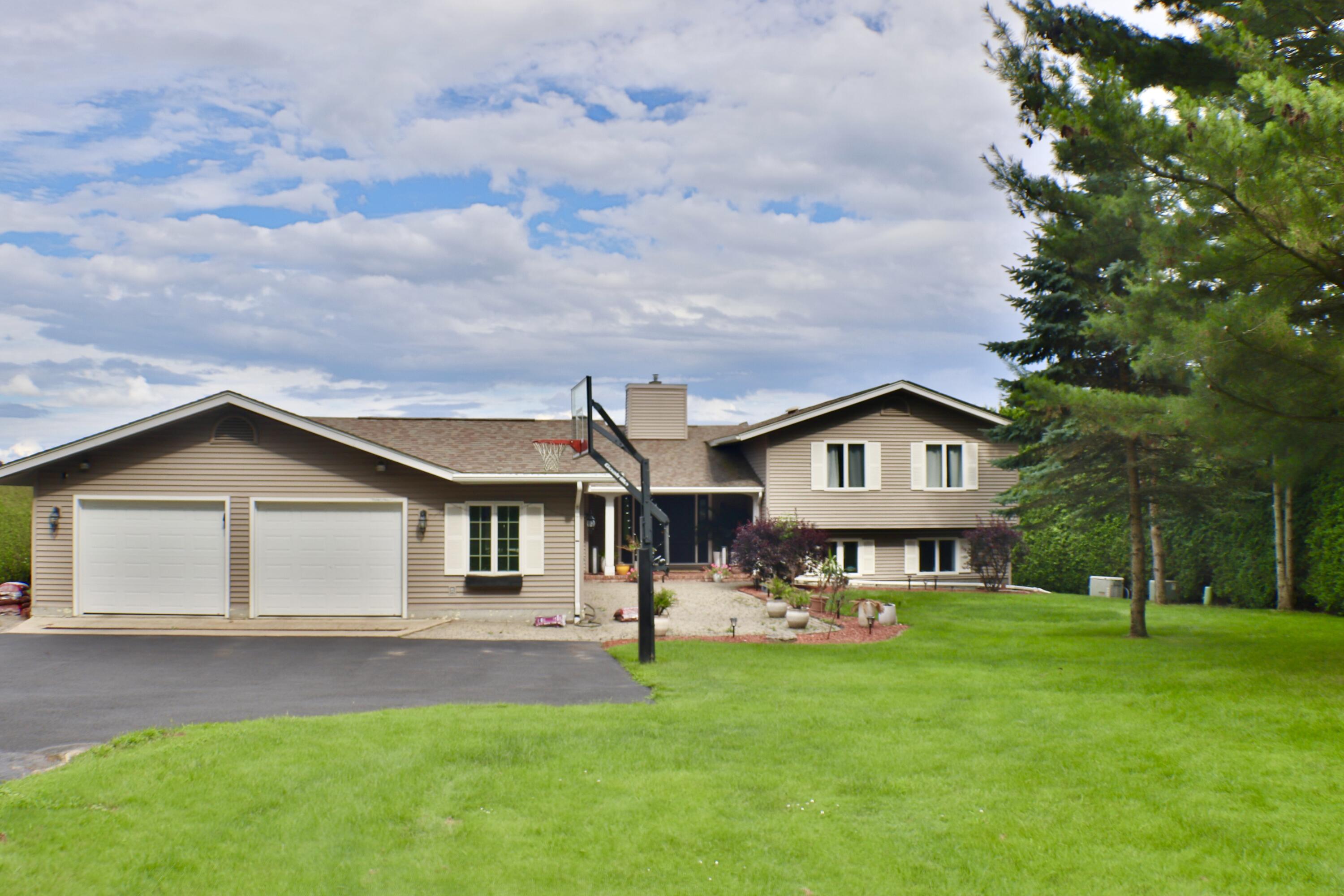 16 Coastland Drive Plattsburgh NY 12901