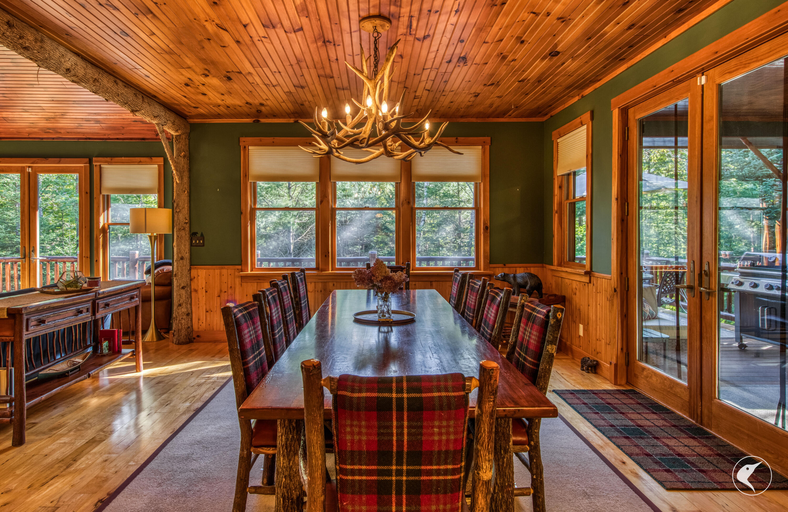 17 Ahmek Drive Lake Placid NY 12946